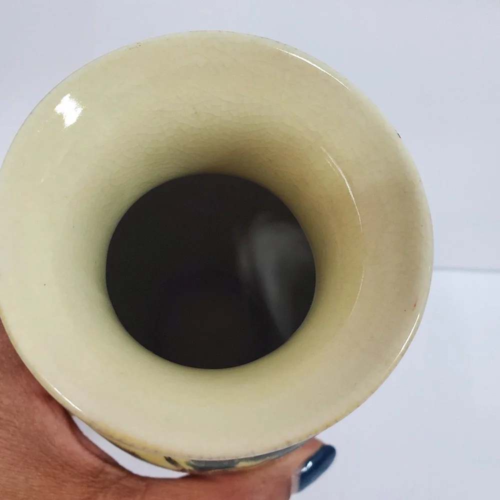 Vintage Japanese Satsuma Moriage Vase 7.5